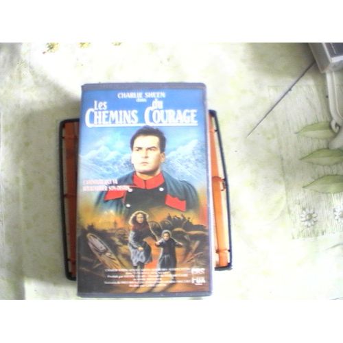 Chemins Du Courage Les