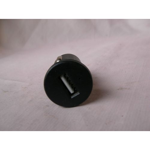 PRISE RECHARGE USB 2 ALLUME CIGARE / VOITURE " SCHNEIDER " be