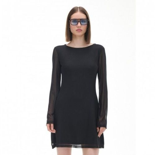 Robe Courte Noire