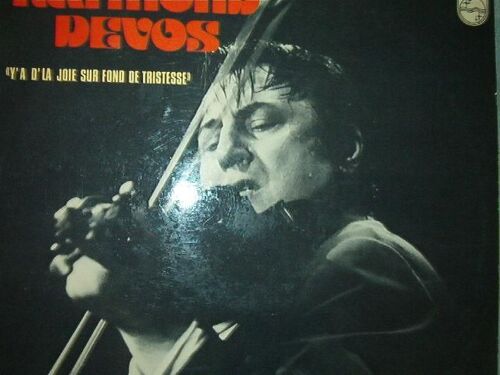 Y'a D'la Joie Sur Fond De Tristesse