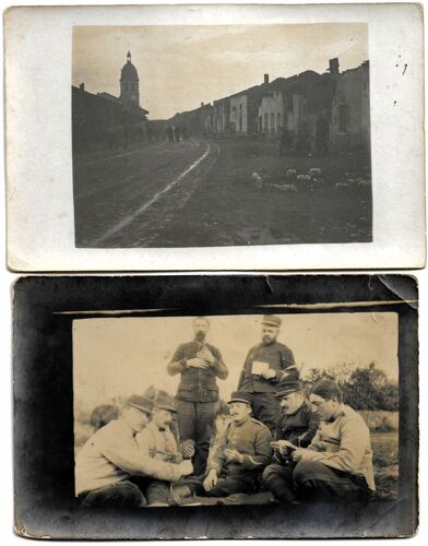 Guerre 14-18 : Lot 2 Photos Groupes De Poilus Jouant Aux Cartes Et D'Un Village Bombardé...