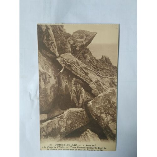 La Pointe Du Raz - Finistère - La Porte De L'enfer Avec 2 Enfants