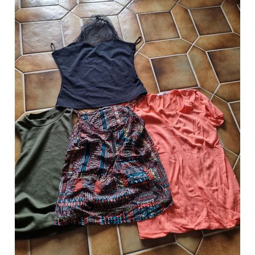 Lot De 4 T-Shirts Noir, Corail Et Kaki Pour Femme Taille M