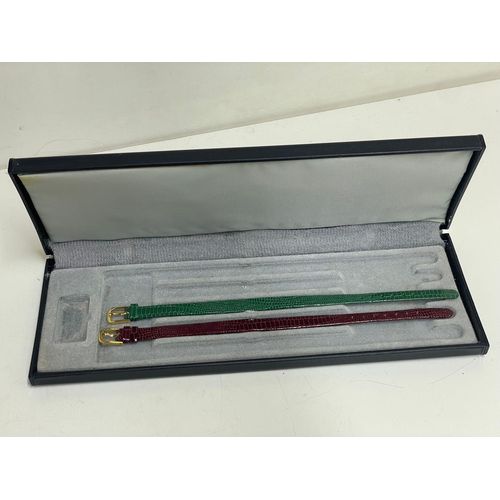 2 Bracelets De Montre Vintage ¿ Cuir Imitation Crocodile ¿ Vert / Bordeaux