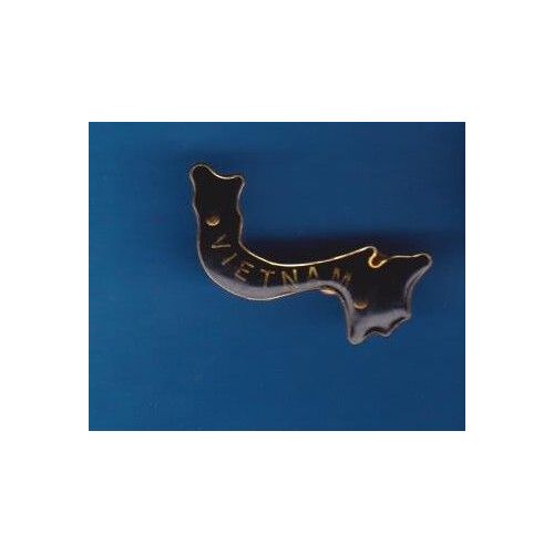 Carte Vietnam Pin's Ref 2208b