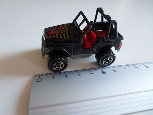 Jeep Cj Noir / Dore-Majorette