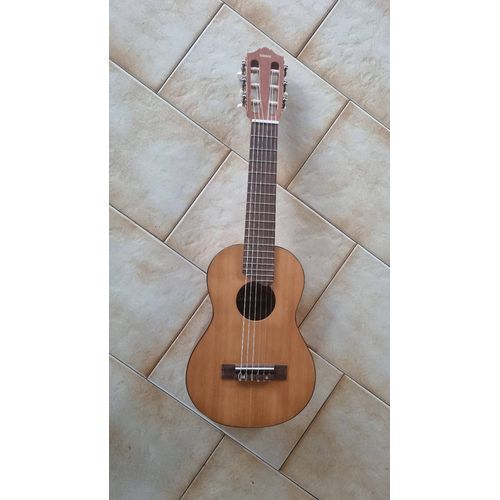 Guitarelélé Yamaha + Housse