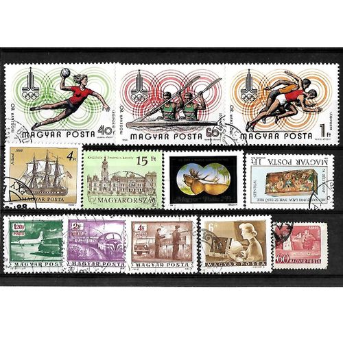 Hongrie-Lot De 12 Timbres Oblitérés-Très Bon Etat