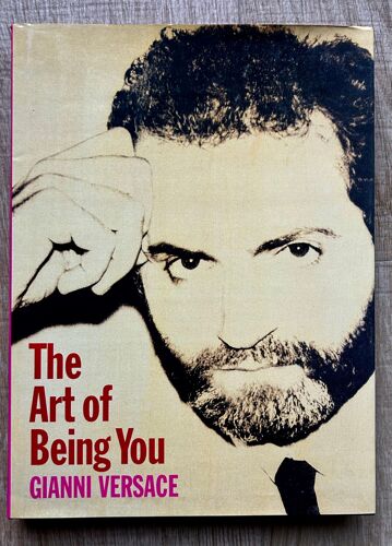 Gianni Versace The Art Of Being You.