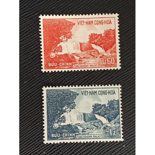 Timbre Vietnam Du Sud Y T 204 / 205 Séries : Cascades De Gougah, Dalat 1963 ( 111009 )