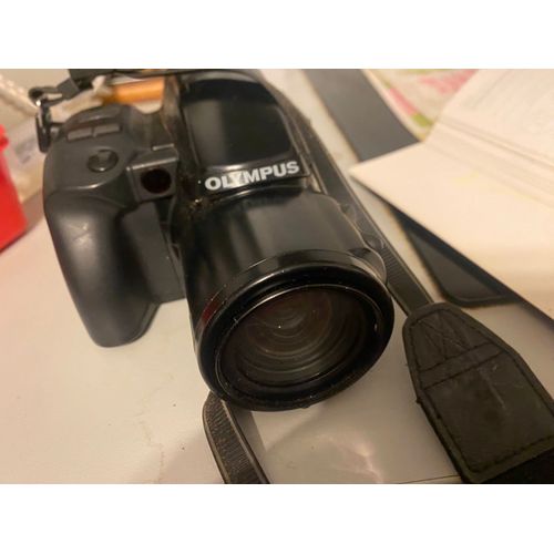 appareil photo olympus is 1000 argentique