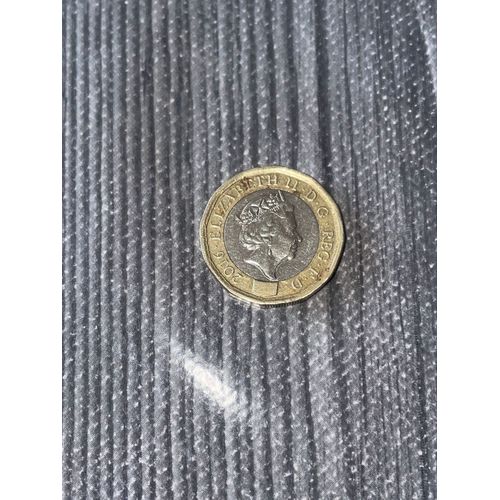Pièce De Monnaie One Pound 2016 