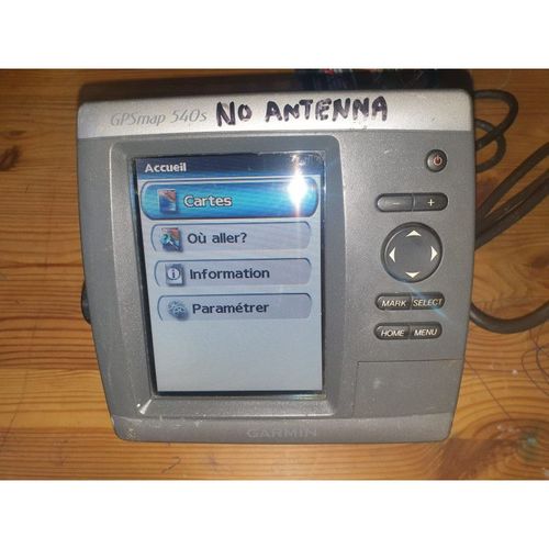 Garmin GPSMAP 540s traceur GPS marine en bon état