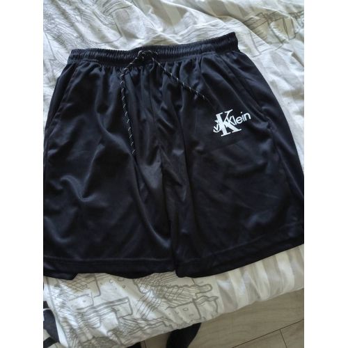 Short Calvin Klein