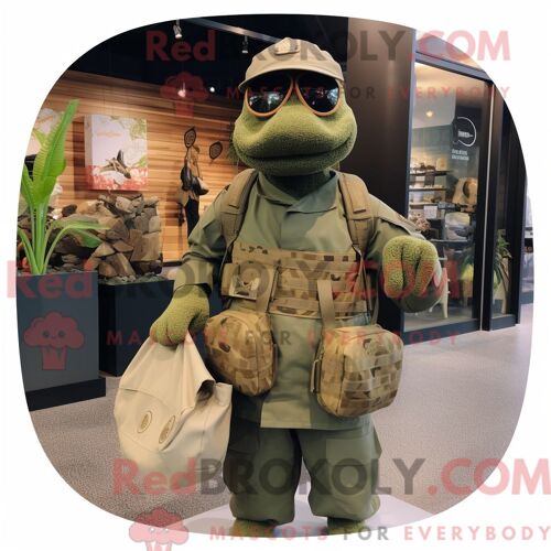 Personnage De Costume De Mascotte Redbrokoly Olive Marine Recon Habillé D Un Manteau Et De Sacs Fourre-Tout