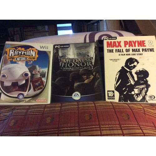 Lot De 3 Jeux Vidéo [[ 1 Jeu Wii Rayman ]]][[[ 2 Medal Of Honor (Jeu Pc) []]][[[ 3 Max Payne 2. Thé Fall Of Max Payne Sur Pc ]]]]