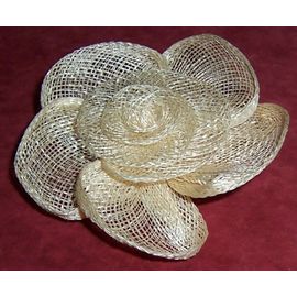 Fleur En Tissu Brochée Pour Vêtement Ou Chapeau