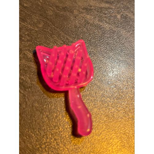 Jouet figurine brosse poupée lol 