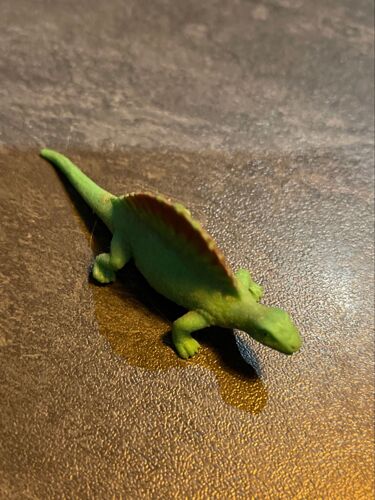 Jouet figurine dinosaure vert 