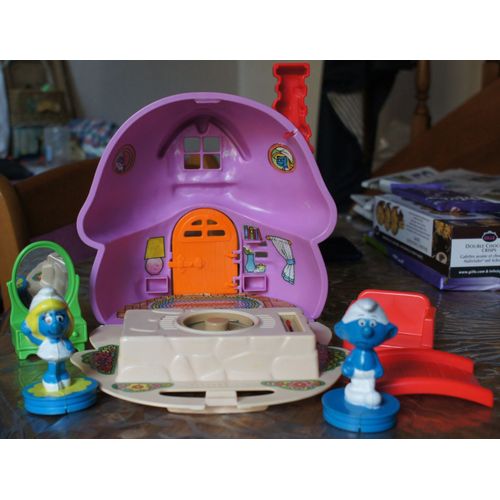 Mattel Preschool Jouet Parlant La maison de la Schtroumpfette Magic Talk Smurfettes House Smurfs Les Schtroumpfs 1982