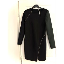 Magnifique Robe Cop Copine Taille 36 Coupe Ajustée Couleur Noire Et Vert 