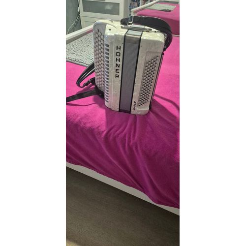 Accordeon Hohner Blanc Cassé