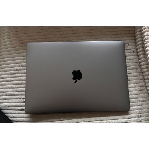 Apple MacBook Pro Retina Touch Bar 2018 - 13" Intel Core i5 - 2.3 Ghz - Ram 8 Go - SSD 256 Go - Azerty