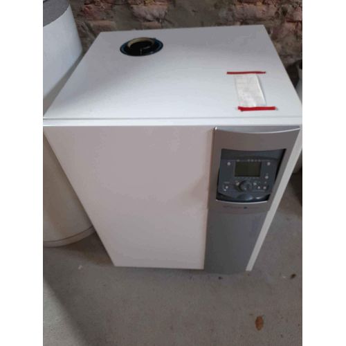 Chaudière condensation à gaz et Ballon d'eau chaude