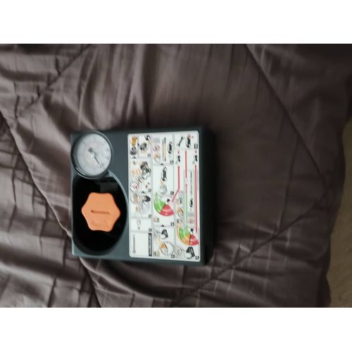 Chargeur De Chargeur Allume Cigare Voiture Moto Vélo Neuf Jamais Utilisé Encore Dans Son Emballage Branché Sur Allume Cigare 12v Petit Ne Prend Pas De Place Roulez Sans Soucis