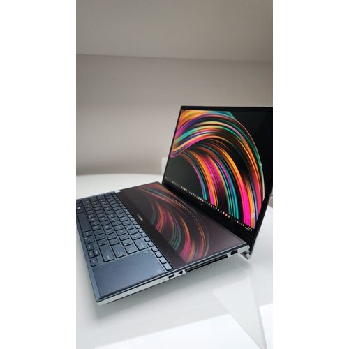 ASUS ZenBook Pro Duo UX581GV 14" Intel Core i9 - Ram 32 Go - SSD 1 To