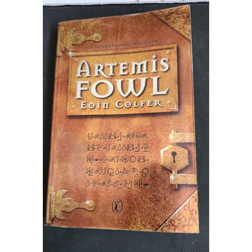 Artemis Fowl Eoin Colfer The International Bestseller