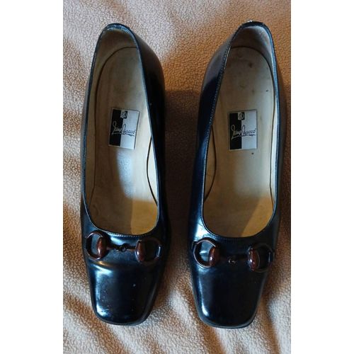 Très Belles Chaussures Mocassins Jaime Mascaro Tout Cuir Noires À Talon Large. T37