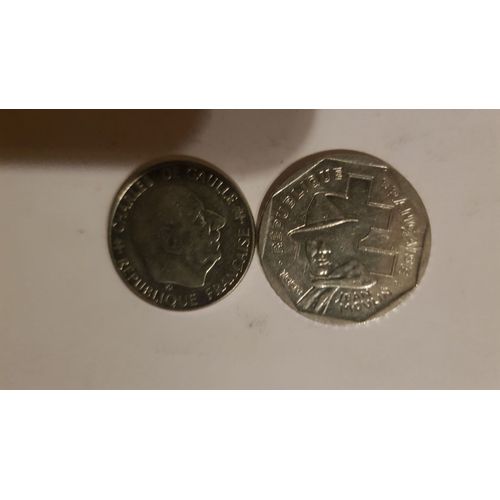 Lot De 2 Pièces Commémoratives De 1 Et 2 Francs