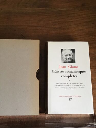 Jean Giono/ Oeuvres Complètes Vi/ Édition Établie Par Robert Ricatte/ Volume 285 De La « Bibliothèque De La Pléiade »/ Éditions Nrf Gallimard/ Édition De 1980, Impression De 1980.