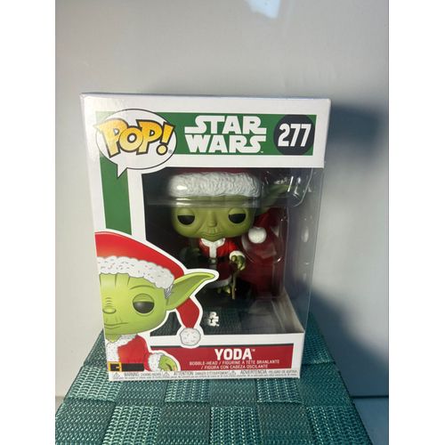 Figurine Funko Pop Yoda Noël De Star Wars 