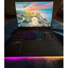 ASUS ROG STRIX G18G814JIR-N 18" Intel Core i9-14900HX - Ram 32 Go - SSD 5 To