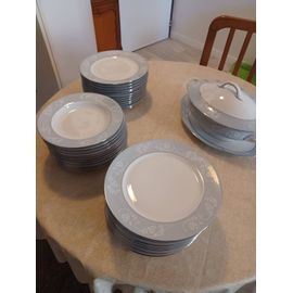 Arora FAIT 448158 Service De Table Rond En Grès 16 Pièces