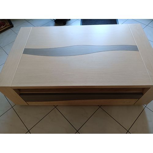 Table Basse En Chêne Massif Avec Grand Tiroir
