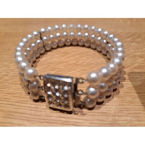 Bracelet Ancien Avec Perles Synthétique De Couleur Nacré