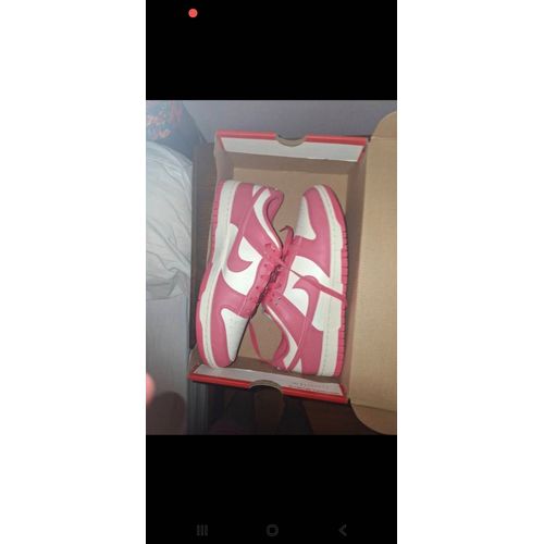 Basket Nike Unk Rose Taille 41