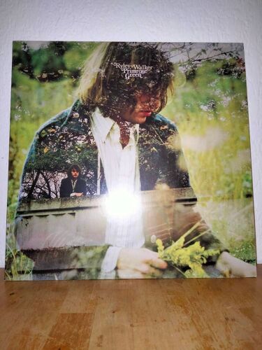 Riley Walker - Primrose Green