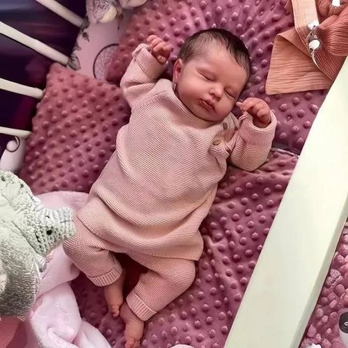 Poupée Reborn Hserial Bébé Fille 24" (60cm) en Silicone - Réaliste avec Yeux Ouverts pour Enfants et Collectionneurs.