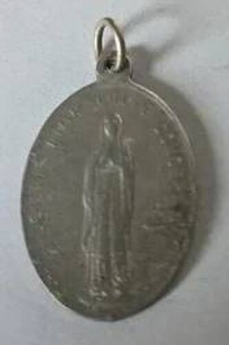 Médaille Ancienne – Apparitions De Lourdes – 1858-1908 – 2 Cm – Métal Argenté