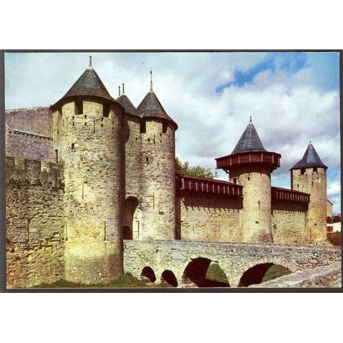 Carte Postale Cité De Carcassonne , Aude , L'Entrée Du Château Comtal "Les Hourds" , 1979
