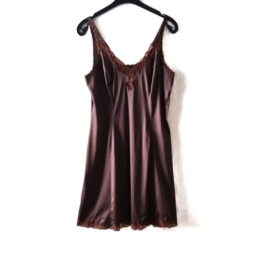Nuisette Ou Fond De Robe Valisère Taille 38 Marron Tbe