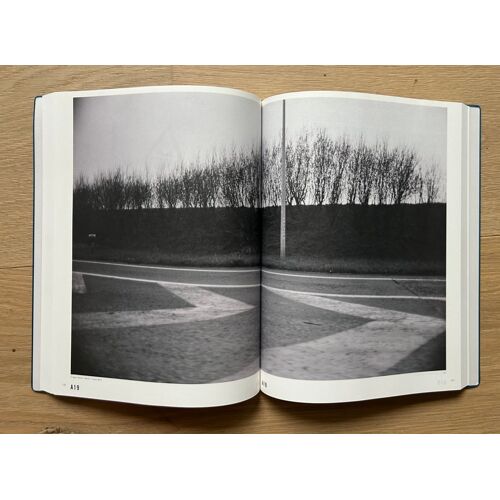 Transit Land / Transitoland / Pays-Transit: Belgian Motorways / Rob Van Hoesel