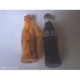 2 Mignonnettes Differentes Coca Cola