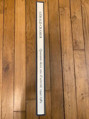 Livre Gérald Cramer - Quarante-Deux Ans D’Activité, 1942-1983 - Coffret 2 Livres Et Gravure Signée