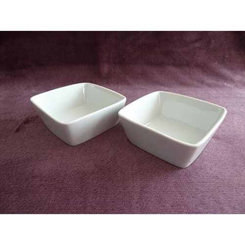 Ramequins Carrés Blancs