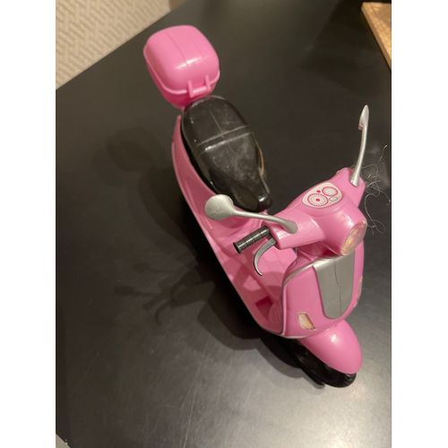 Jouet scooter pour barbie 